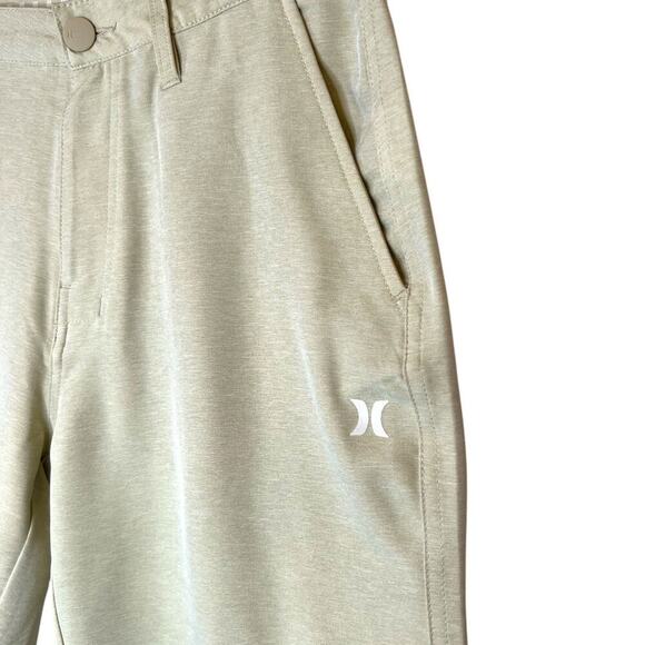 HURLEY Hybrid Walk-Shorts Water Repellant Shorts in Beige Men's 30 Waist - Picture 3 of 10